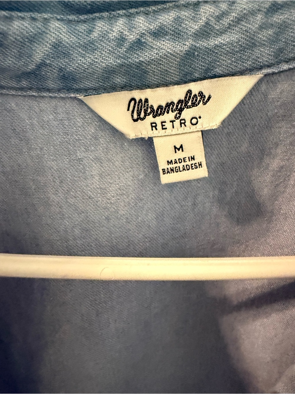 🩵 NWT Retro Wrangler Denim Pearl Snap Western Button Down - size medium 🩵 - Picture 9 of 9